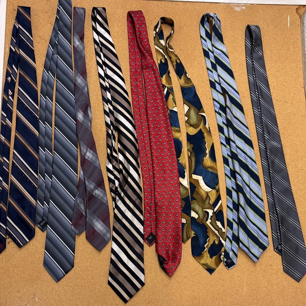 Lot of 8 Ties